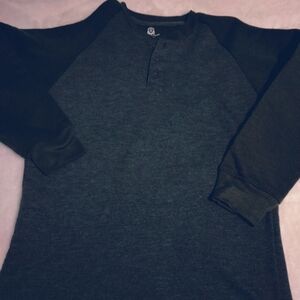 Sahara club size large green and gray long sleeve sweatshirt